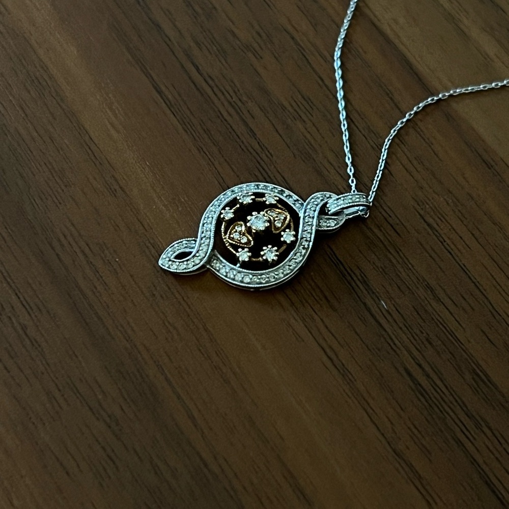 White gold and diamond necklace